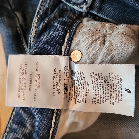 Silver Suki Boot Cut Sz 28x33 Denim Jeans, Medium Wash Blue - Picture 4 of 15